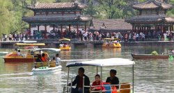 三峡旅游 进入暑期旅游旺季以来 公司旅游产品游客接待量明显增加