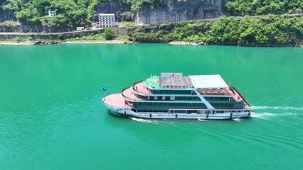 三峡旅游新能源游轮添新翼 业绩增长前景广