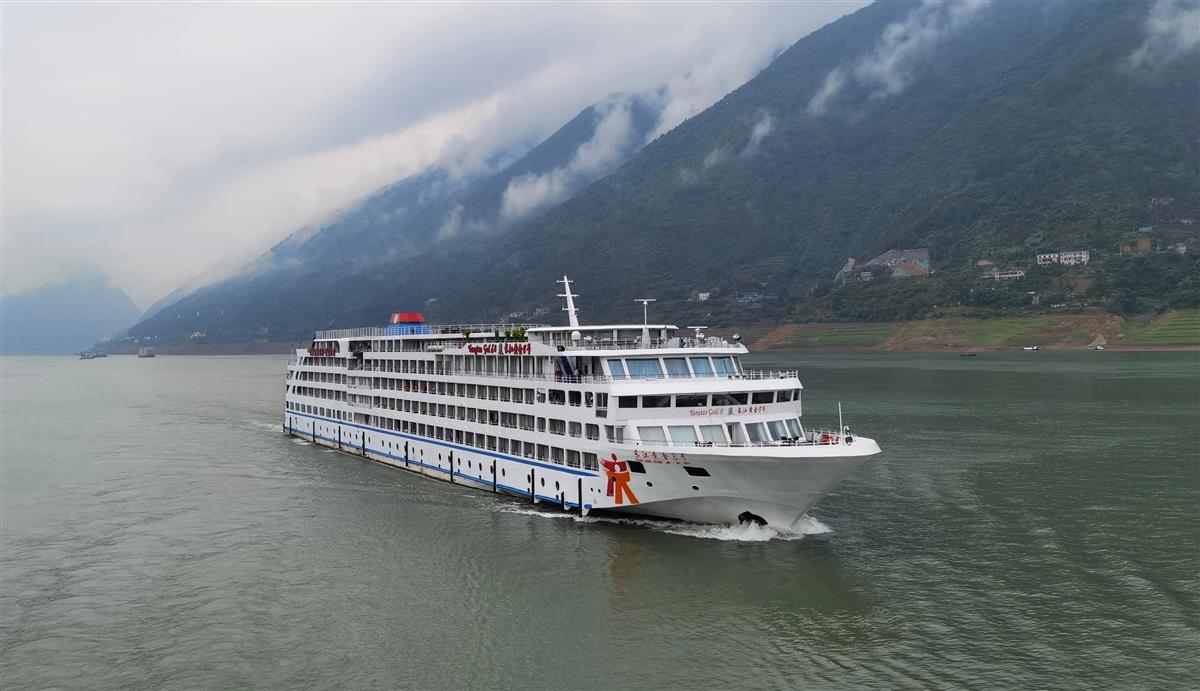 江上电玩城 长江三峡游轮暑期旅游的创新体验