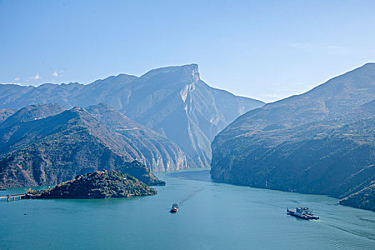 三峡旅游 探寻奉节江河水域的自然与人文魅力